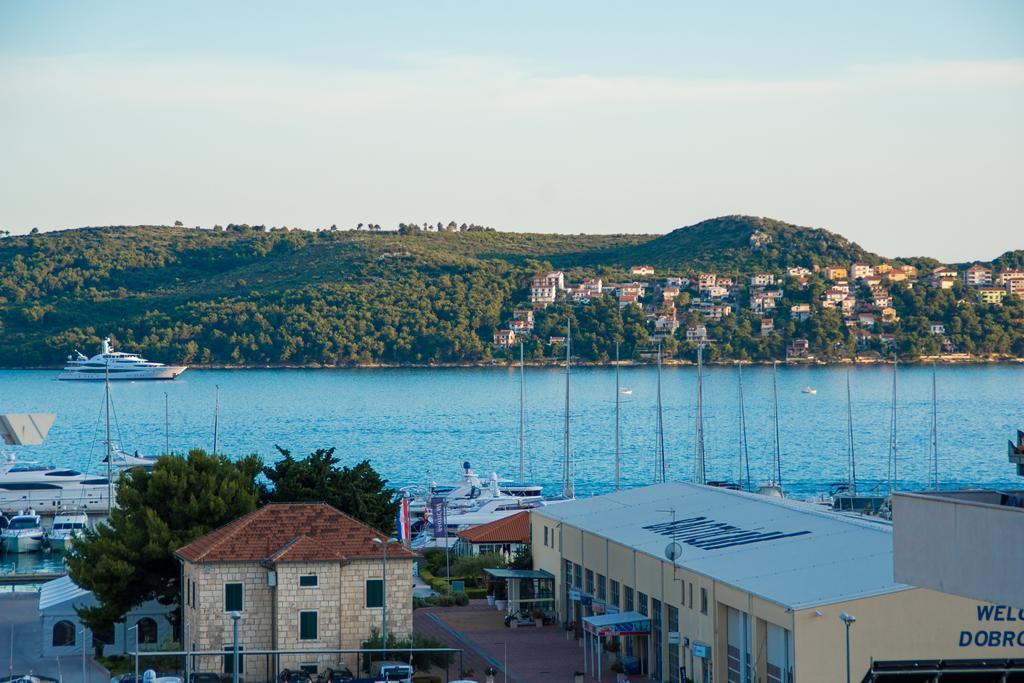 Apartments Barba Trogir Zewnętrze zdjęcie