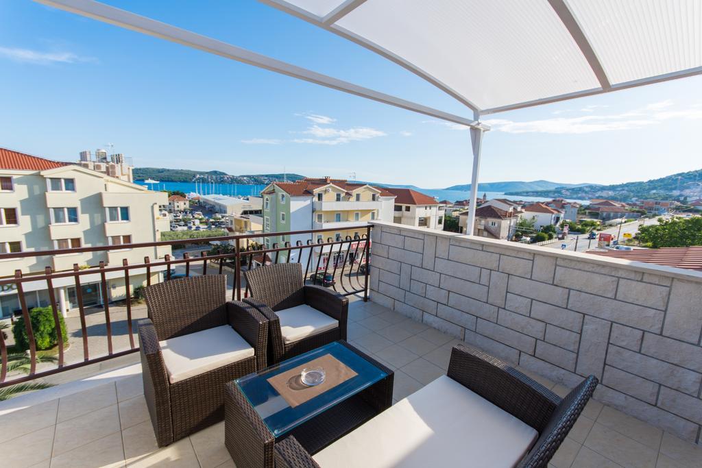 Apartments Barba Trogir Zewnętrze zdjęcie