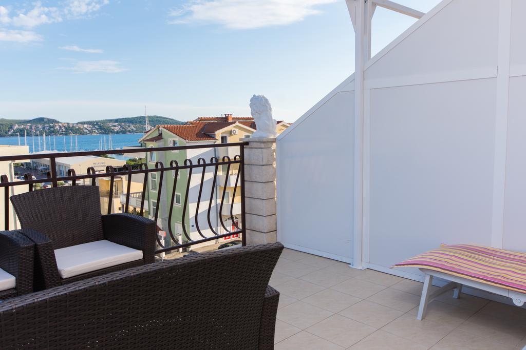 Apartments Barba Trogir Zewnętrze zdjęcie
