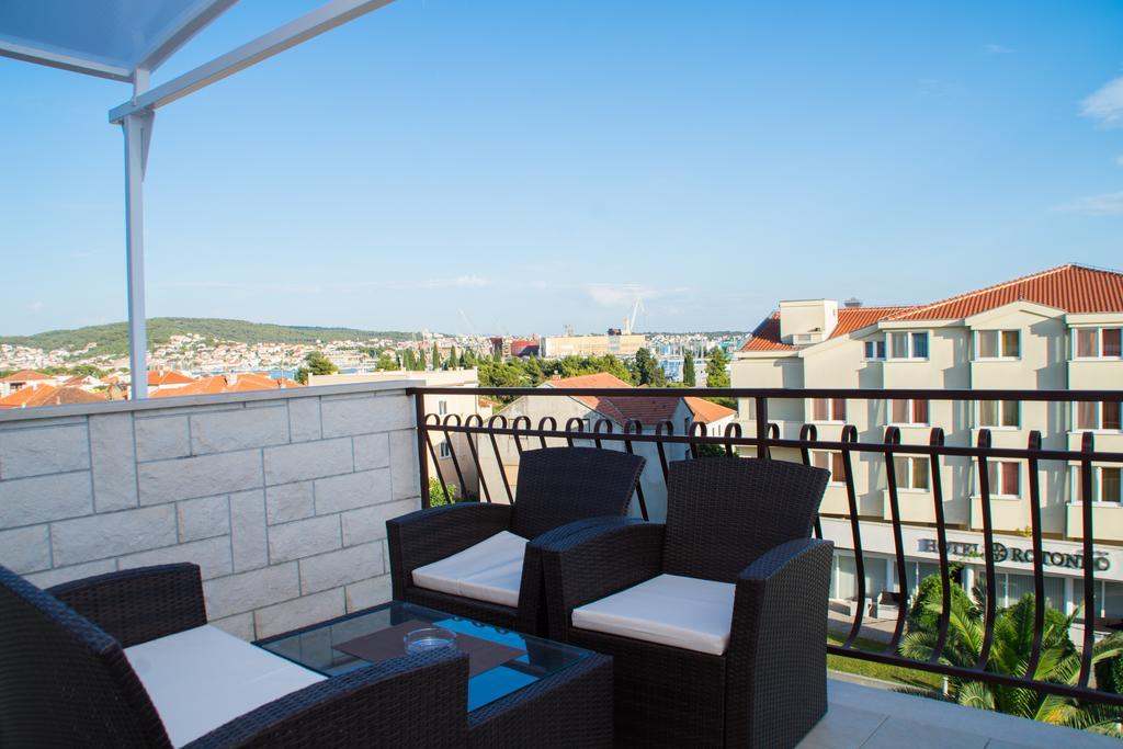 Apartments Barba Trogir Zewnętrze zdjęcie