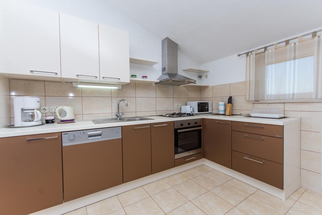 Apartments Barba Trogir Zewnętrze zdjęcie