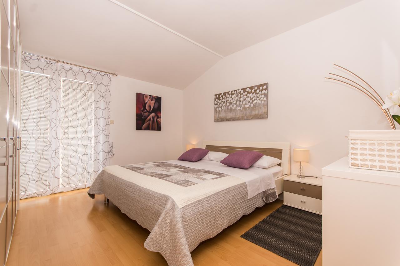 Apartments Barba Trogir Zewnętrze zdjęcie