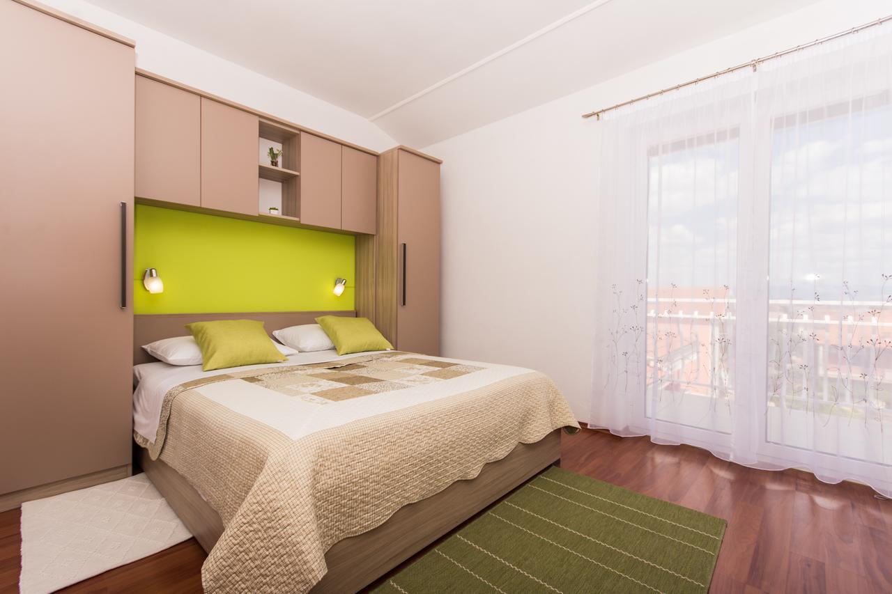 Apartments Barba Trogir Zewnętrze zdjęcie