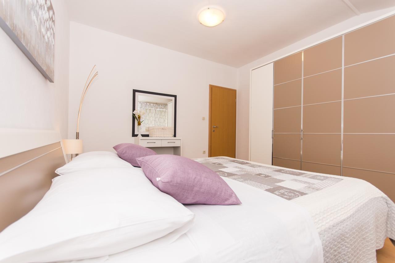 Apartments Barba Trogir Zewnętrze zdjęcie